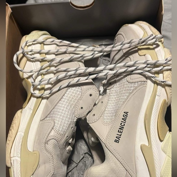 Balenciaga triple s - Picture 2 of 6